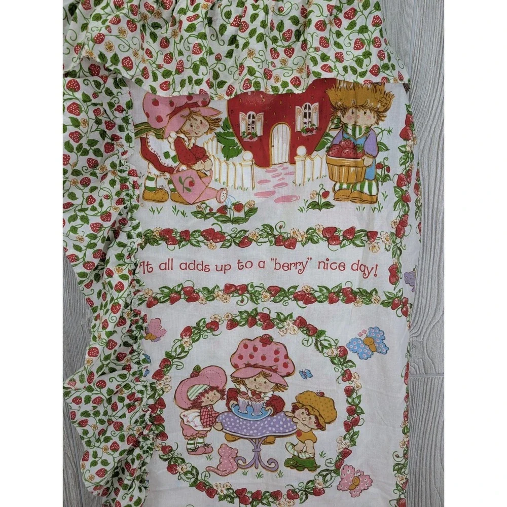 Vintage Strawberry Shortcake Curtains Pair 80s Ruffled American Greetings Long